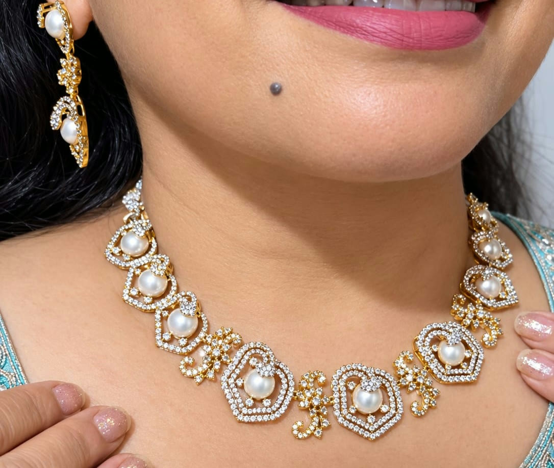 Pearl Radiance Necklace Set